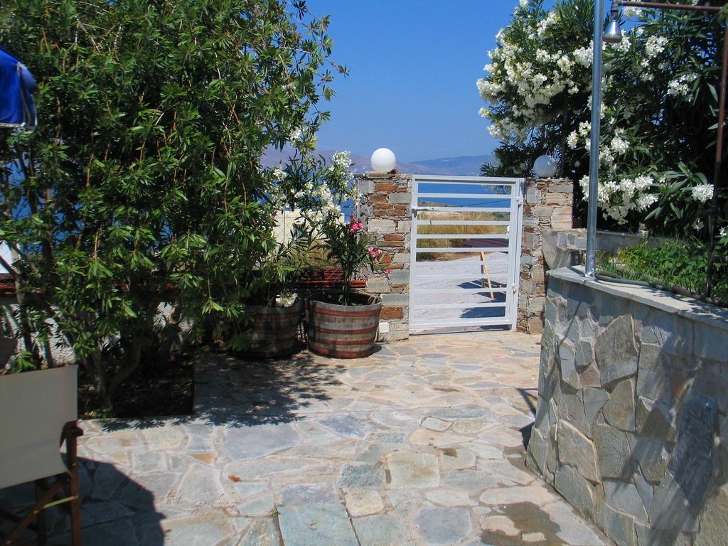 Garden House * Karystos (Evia)